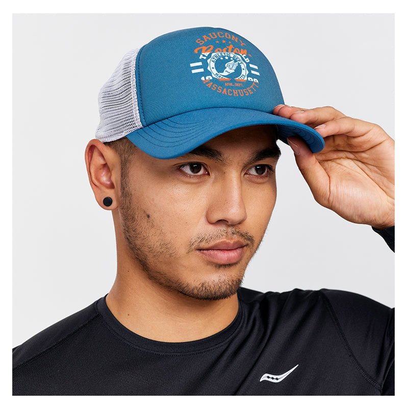 SAUCONY - SAUCONY FOAMIE TRUCKER HAT Unisex - Rev Online
