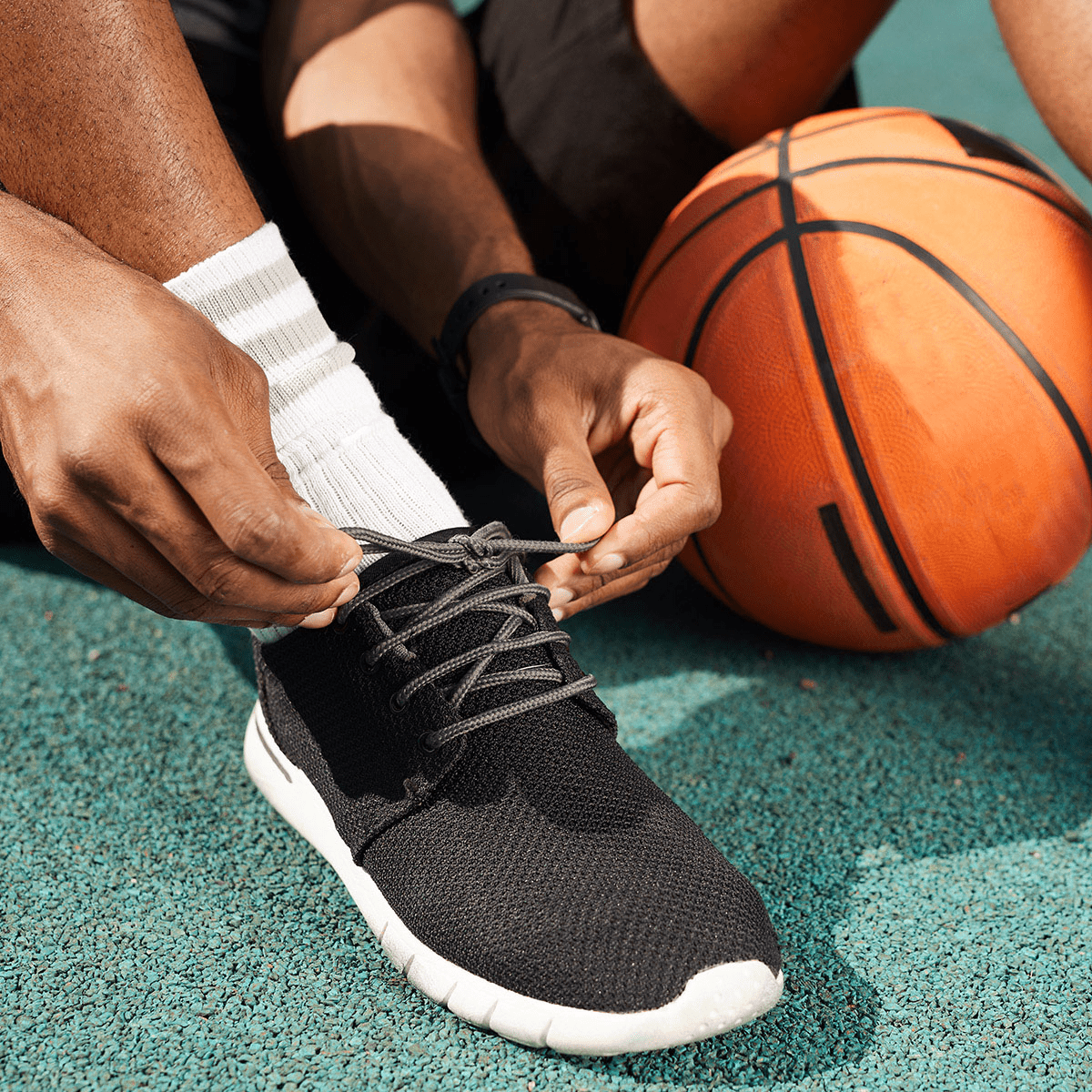 สิ่งที่ควรรู้ก่อนซื้อรองเท้าบาสเกตบอลคู่โปรด