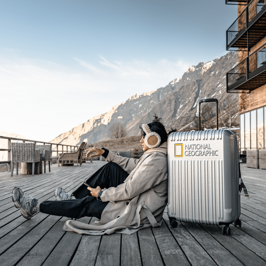 เดินทางแบบไม่พลาดน้ำหนัก ด้วยกระเป๋า NatGeo แบบชั่งน้ำหนัก ได้ในตัว - Rev Online