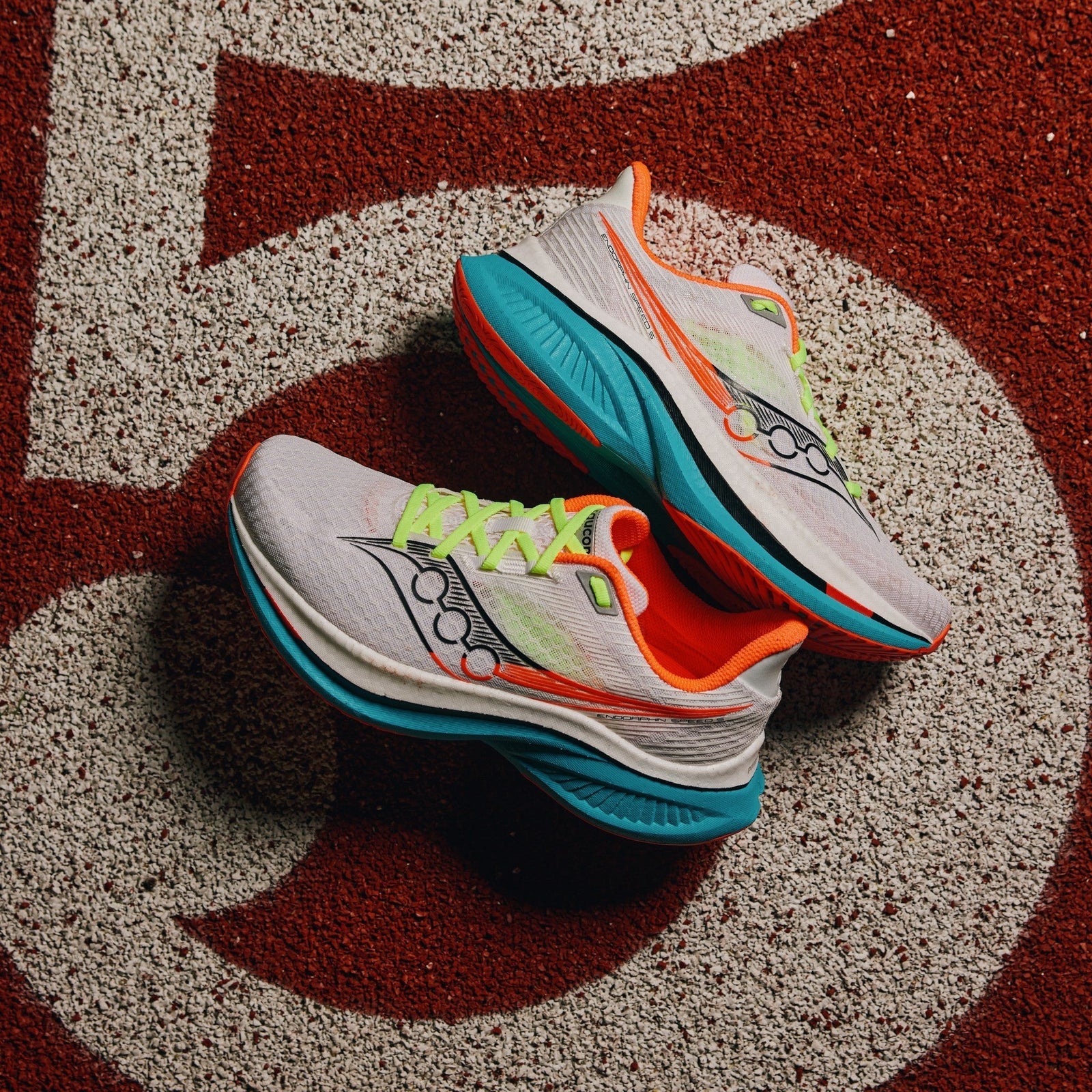 Rev Review: Endorphin ทำไมถึงเป็นรองเท้าที่นักวิ่งรุ่นใหม่ถึงเลือกใช้