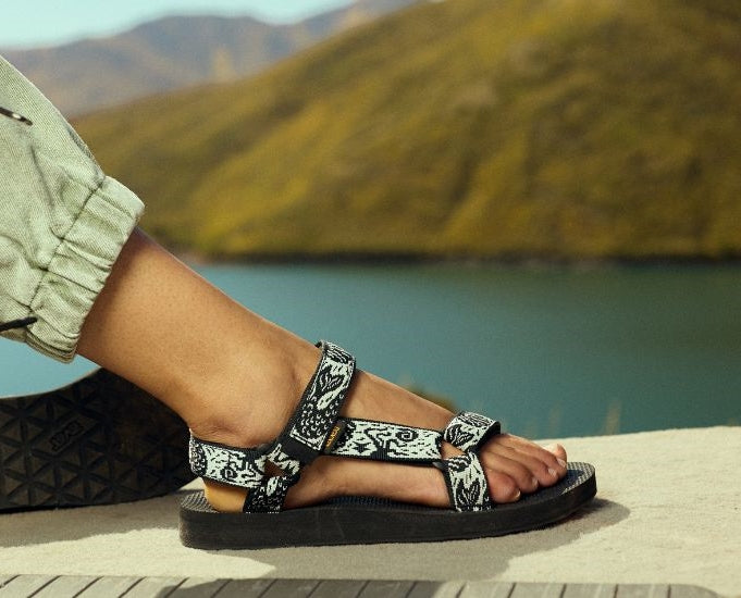 TEVA UNIVERSAL