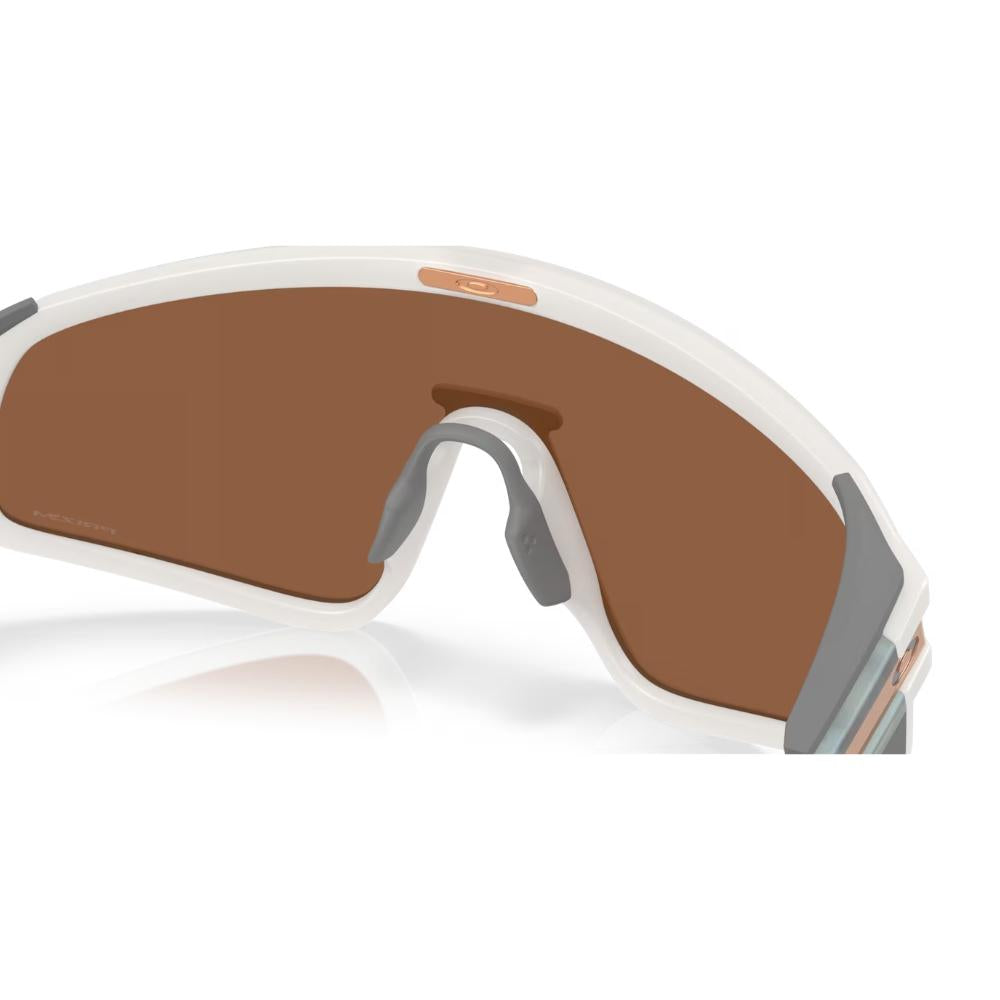 0OO9404-940421