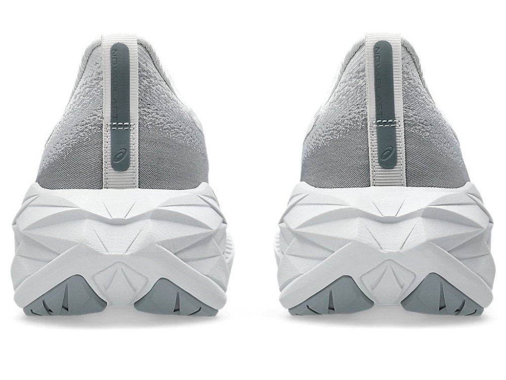 ASICS - NOVABLAST 4 Men - Rev Online