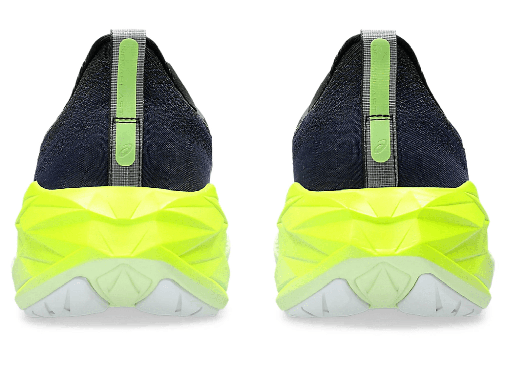 ASICS - NOVABLAST 4 WIDE Men - Rev Online