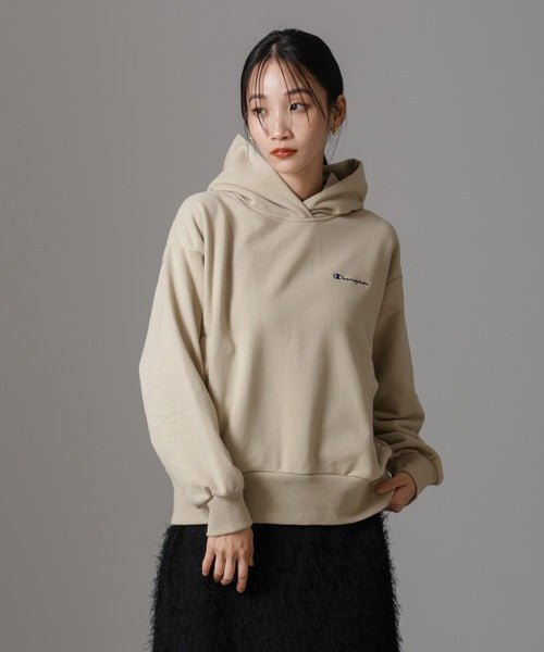 CHAMPION HOODED SWEATSHIRT เสื้อฮู้ดดี้ผู้หญิง - Rev Online