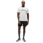 HOKA CORE LOGO CTN SS TEE เสื้อยืดทีเชิ๊ตผู้ชาย - Rev Online