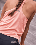 HOKA - RACE DAY SINGLET Women - Rev Online