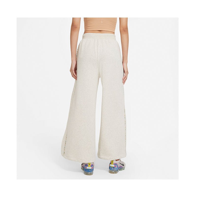 NIKE - AS W NSW PANT EARTH DAY FT MR Women - Rev Online