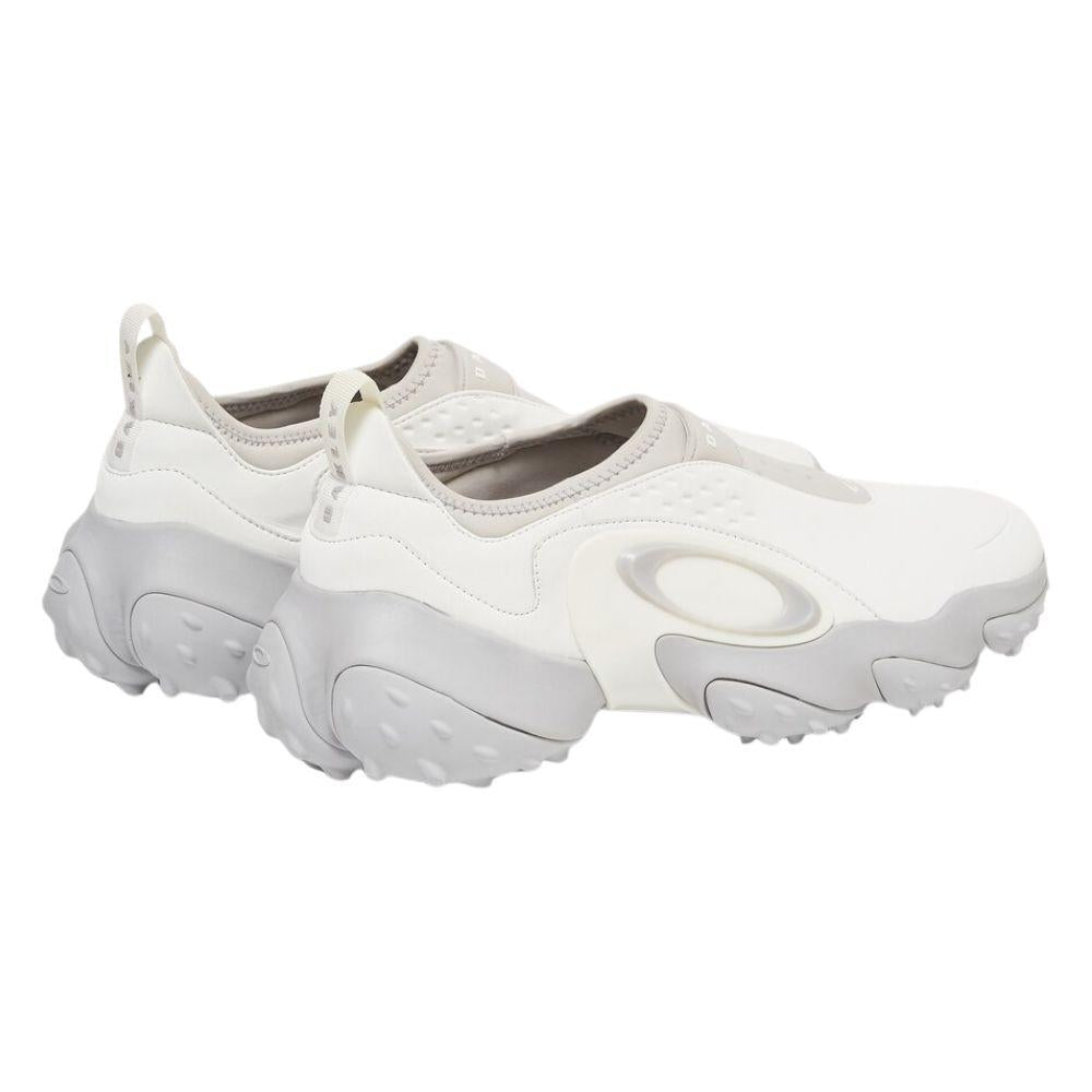 OAKLEY OAKLEY EDGE ICON รองเท้าแตะผู้ชาย - Rev Online