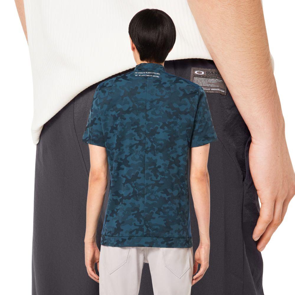 OAKLEY SKULL ENDEAVOR MOCK SHIRT เสื้อแขนสั้นผู้ชาย - Rev Online