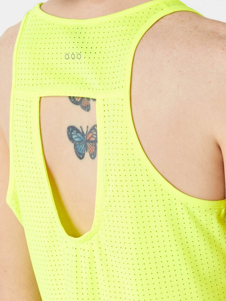 SAUCONY KINVARA KEYHOLE TANK เสื้อกล้ามวิ่งผู้หญิง - Rev Online