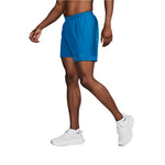 SAUCONY - OUTPACE 5INCH SHORT Men - Rev Online