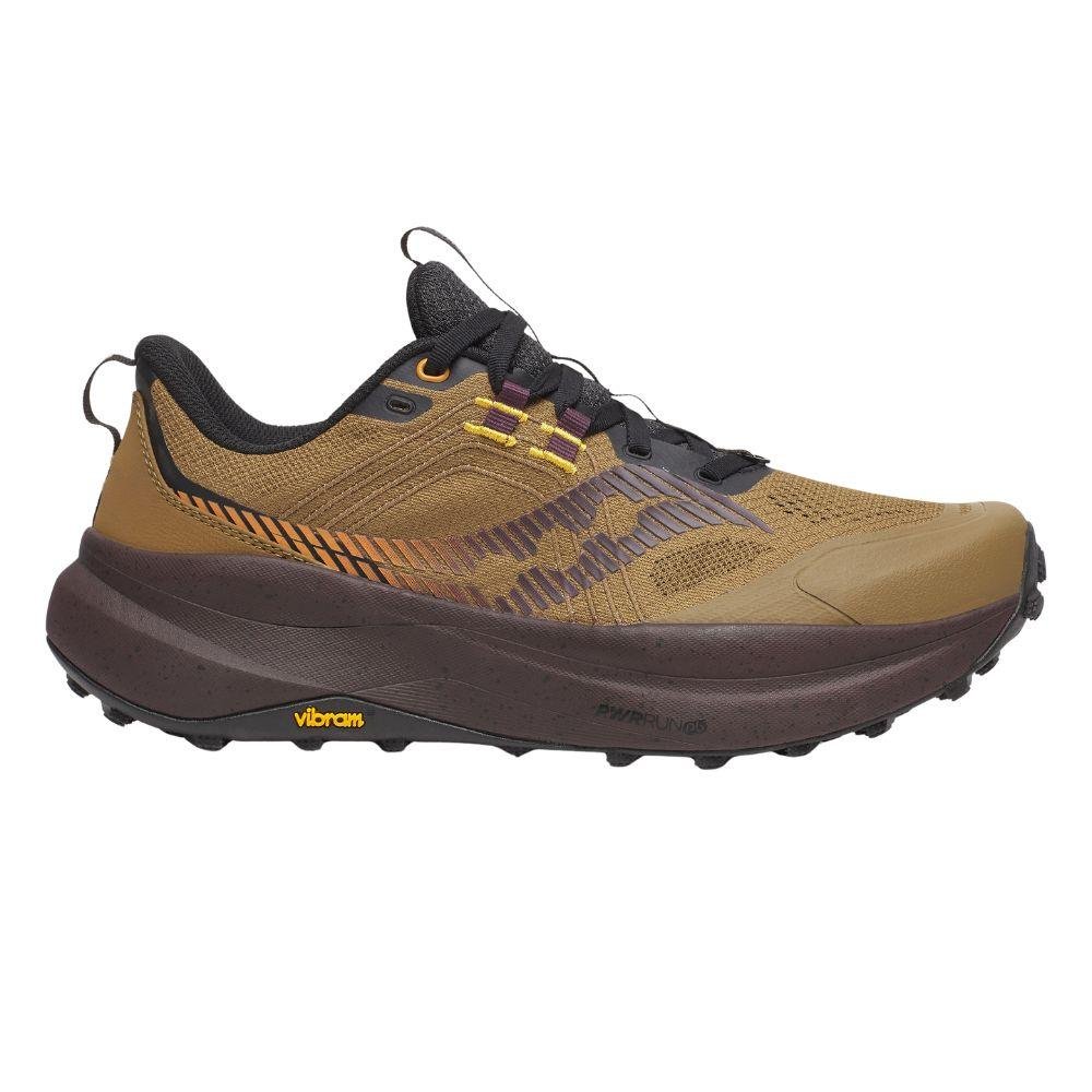 Male trail runners